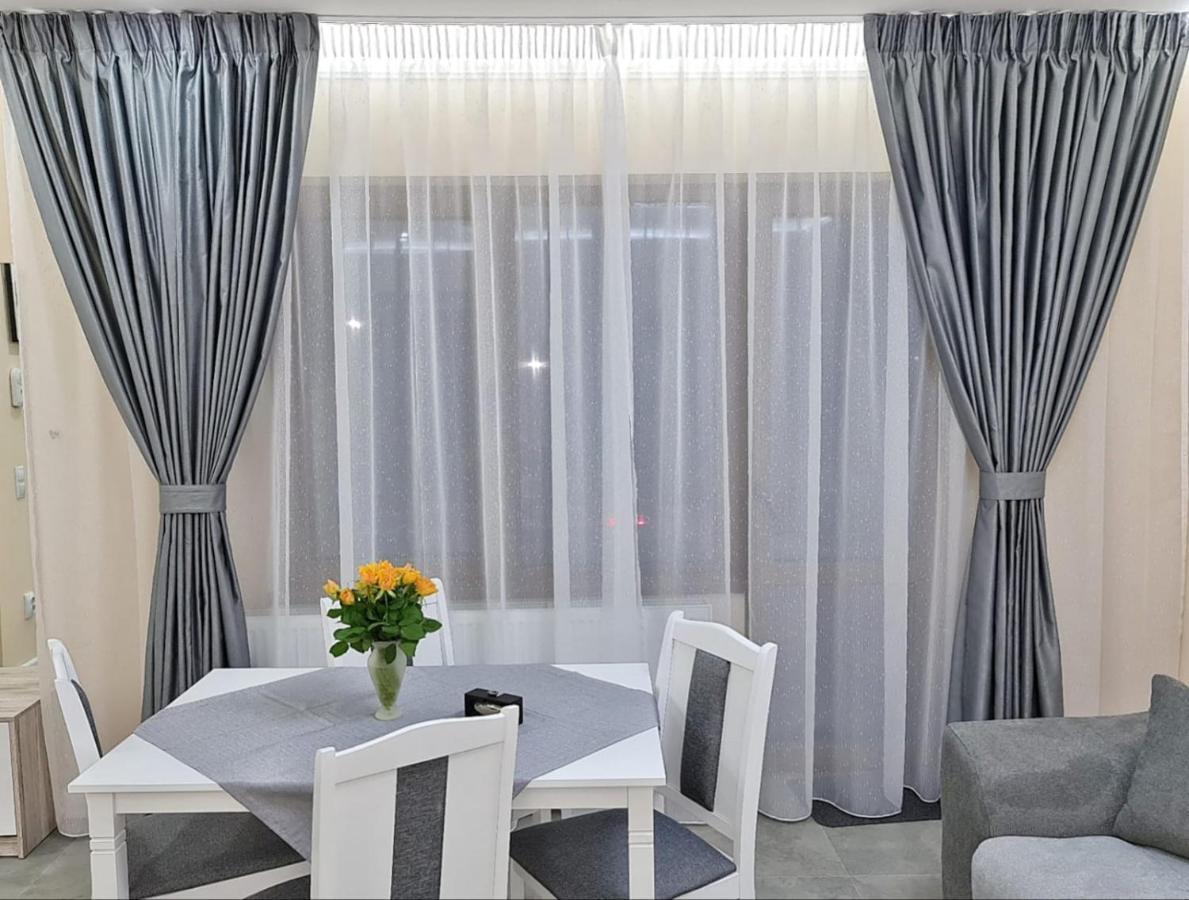 Apartament Lexannona Buşteni Exterior foto